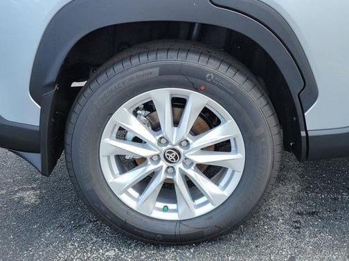 Sonic Silver 2026 Toyota Corolla Cross LE