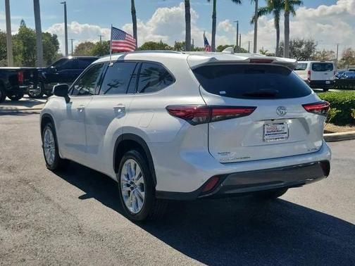2023 Toyota Highlander Limited