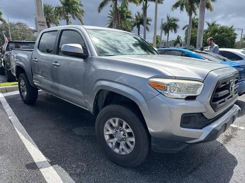 2016 Toyota Tacoma SR