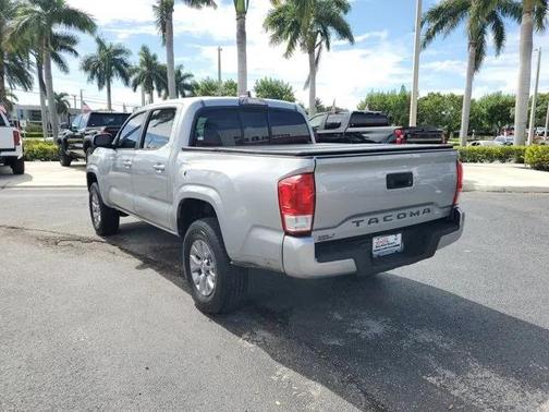 2016 Toyota Tacoma SR