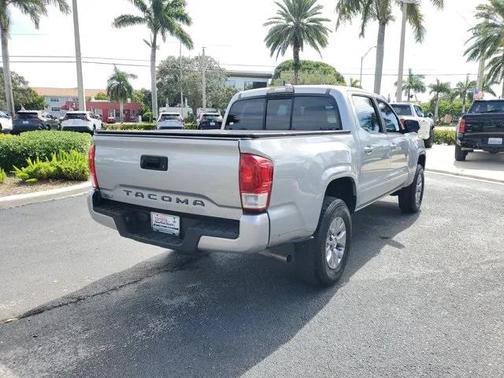 2016 Toyota Tacoma SR