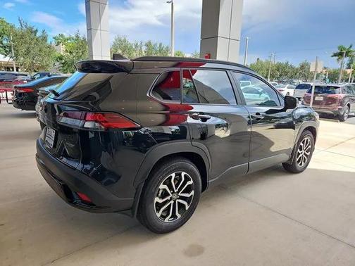 2026 Toyota Corolla Cross SE
