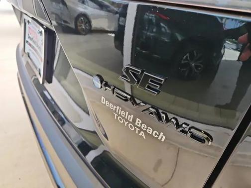 2026 Toyota Corolla Cross SE