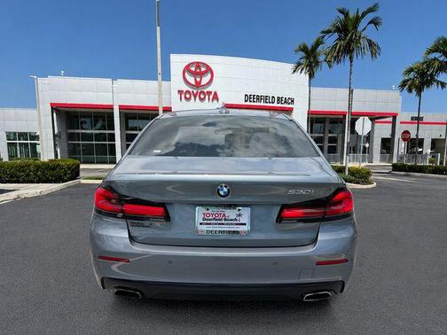 Bluestone Metallic 2021 BMW 530 530i