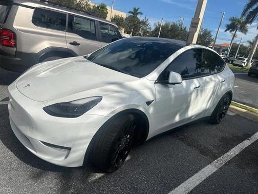 2022 Tesla Model Y Performance Dual Motor All-Wheel Drive