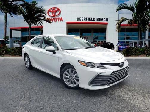 2024 Toyota Camry LE