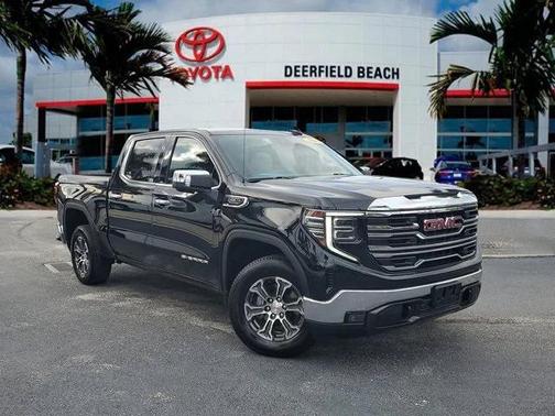 2025 GMC Sierra 1500 SLT