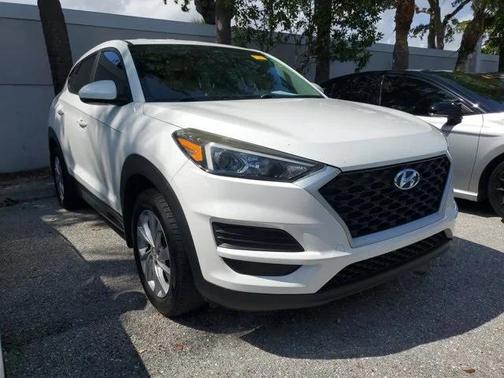 2020 Hyundai TUCSON SE