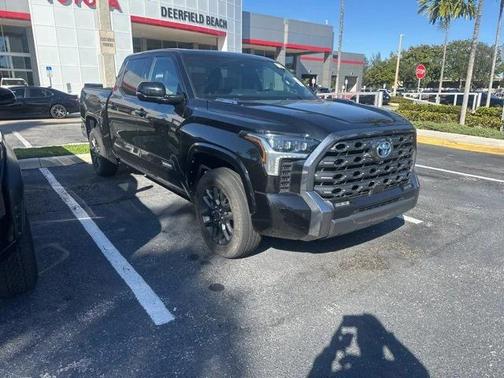 2023 Toyota Tundra Hybrid Platinum