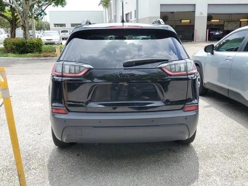 2020 Jeep Cherokee Altitude