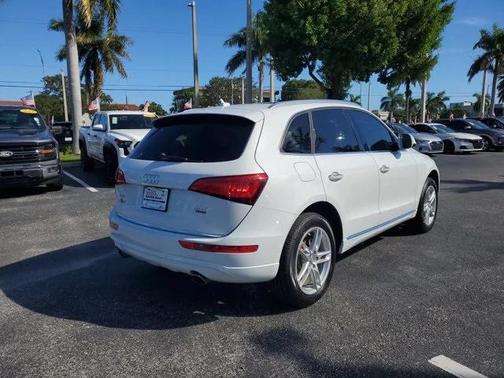 2017 Audi Q5 2.0T Premium Plus