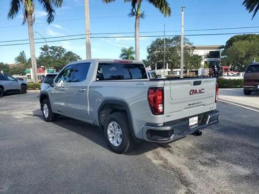 2024 GMC Sierra 1500 SLE