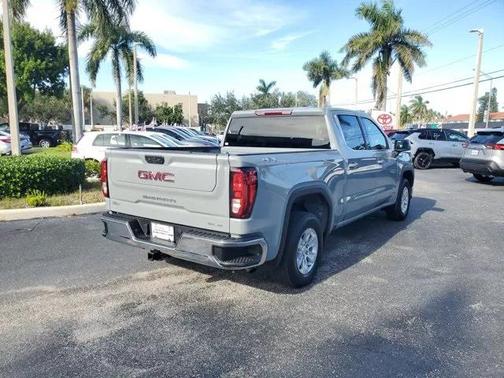 2024 GMC Sierra 1500 SLE