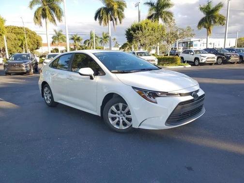 2026 Toyota Corolla LE