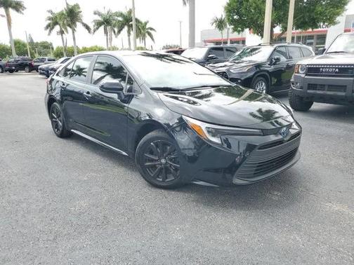2024 Toyota Corolla Hybrid SE