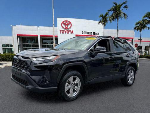 Ice Cap 2025 Toyota RAV4 XLE
