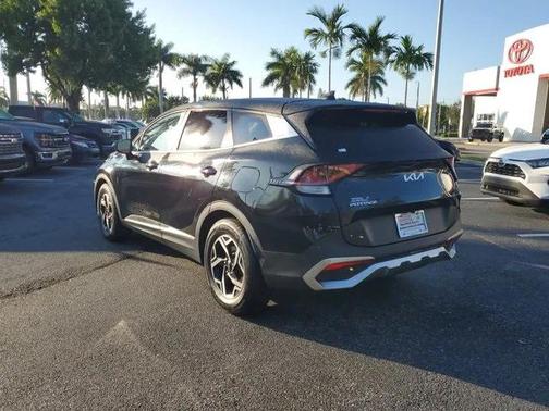 2023 Kia Sportage LX