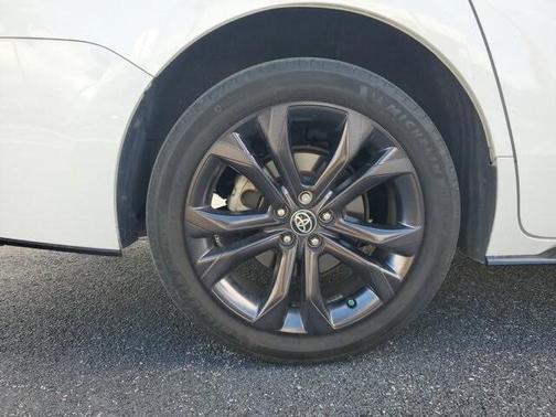 2023 Toyota Sienna XSE 7 Passenger