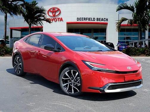 2025 Toyota Prius L