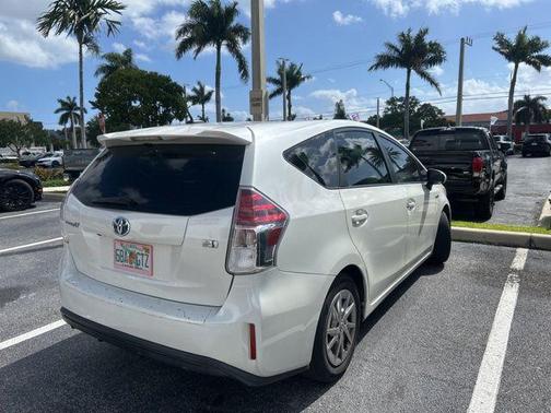 2016 Toyota Prius v Three