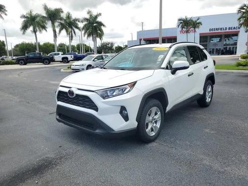 2021 Toyota RAV4 XLE