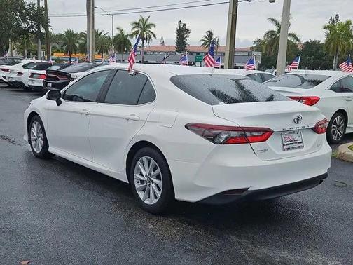 2022 Toyota Camry LE