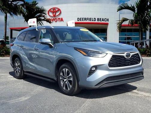 2023 Toyota Highlander Platinum