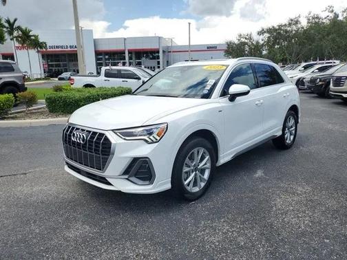 2023 Audi Q3 Premium 45 TFSI S line quattro Tiptronic