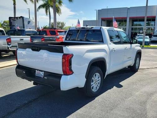 2024 Toyota Tundra SR5