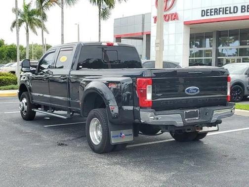 2017 Ford F-350 Lariat