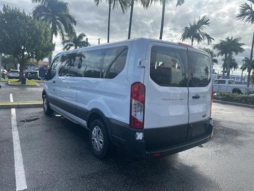 2022 Ford Transit-350 XLT