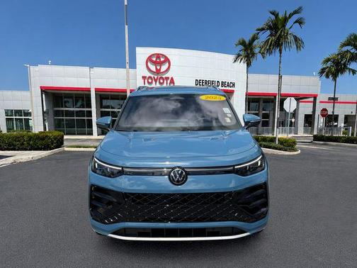 Monterey Blue Pearl 2025 Volkswagen Tiguan 2.0T SEL R-Line 4MOTION