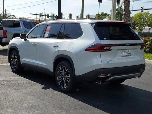 2025 Toyota Grand Highlander Hybrid Limited MAX