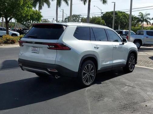 2025 Toyota Grand Highlander Hybrid Limited MAX