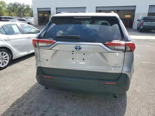 2024 Toyota RAV4 Hybrid LE