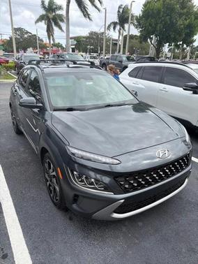 2022 Hyundai KONA Limited