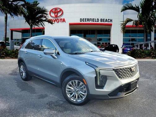 2025 Cadillac XT4 Premium Luxury