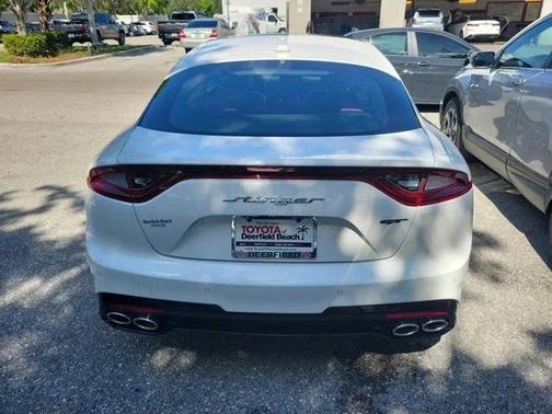 2021 Kia Stinger GT1
