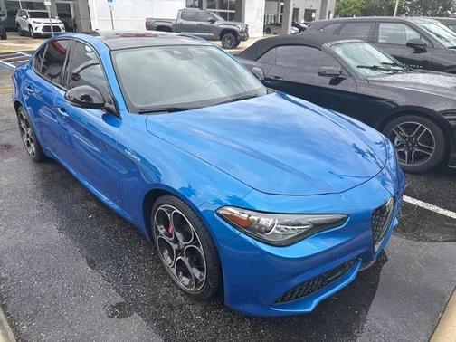 2023 Alfa Romeo Giulia Veloce RWD
