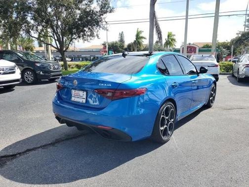 2023 Alfa Romeo Giulia Veloce RWD