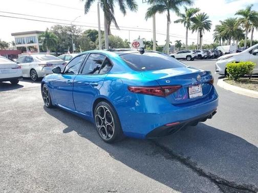 2023 Alfa Romeo Giulia Veloce RWD