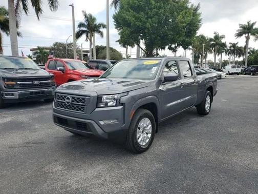 2023 Nissan Frontier SV