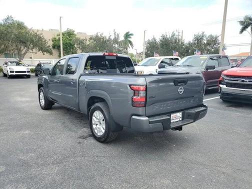 2023 Nissan Frontier SV