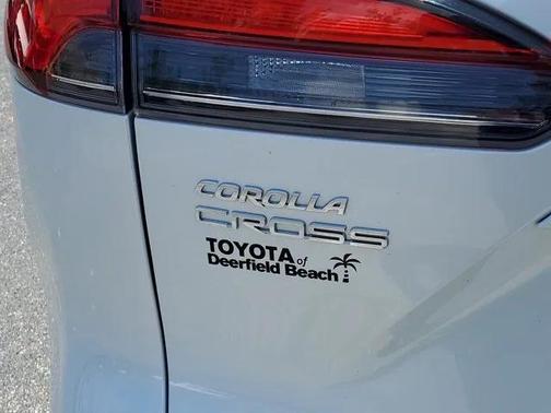 2023 Toyota Corolla Cross XLE