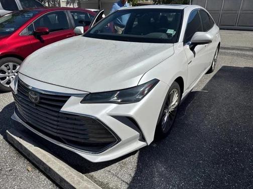 2020 Toyota Avalon Hybrid Limited