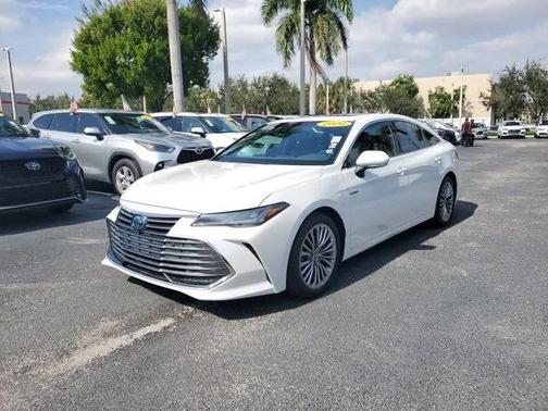 2020 Toyota Avalon Hybrid Limited