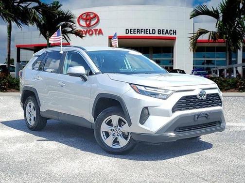 2023 Toyota RAV4 XLE