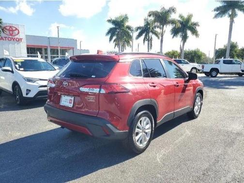 2023 Toyota Corolla Cross LE