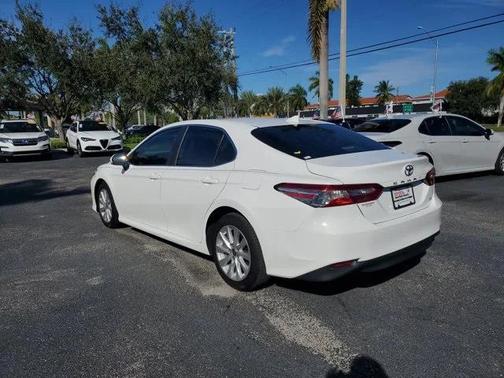 2020 Toyota Camry LE