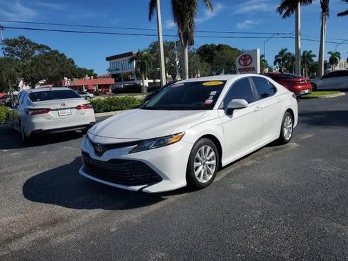 2020 Toyota Camry LE